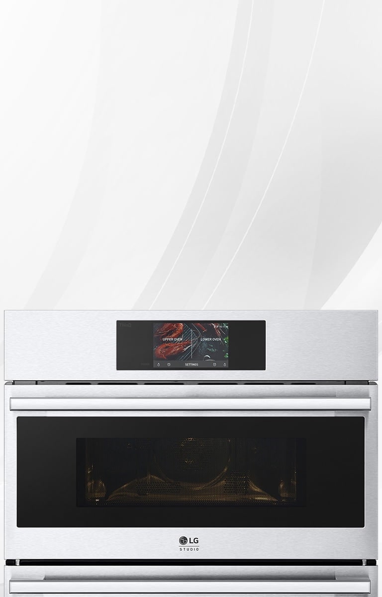 LG STUDIO 1.7/4.7 cu. ft. Combination Double Wall Oven with Air Fry